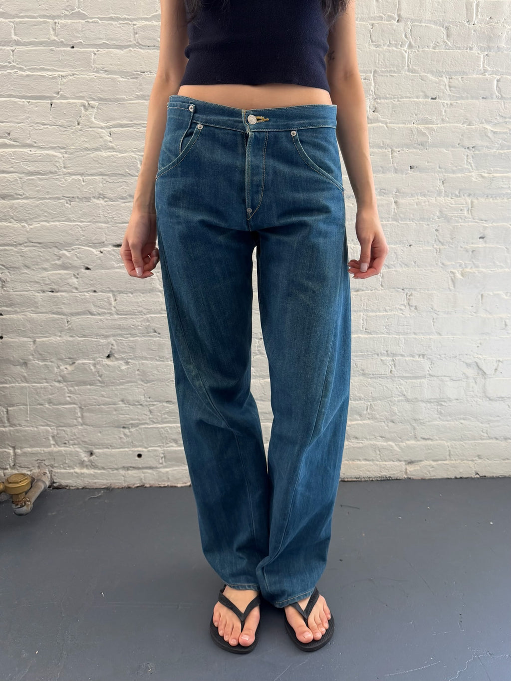 Levi’s Engineered Loose Dirty Buckle Back Jeans 30