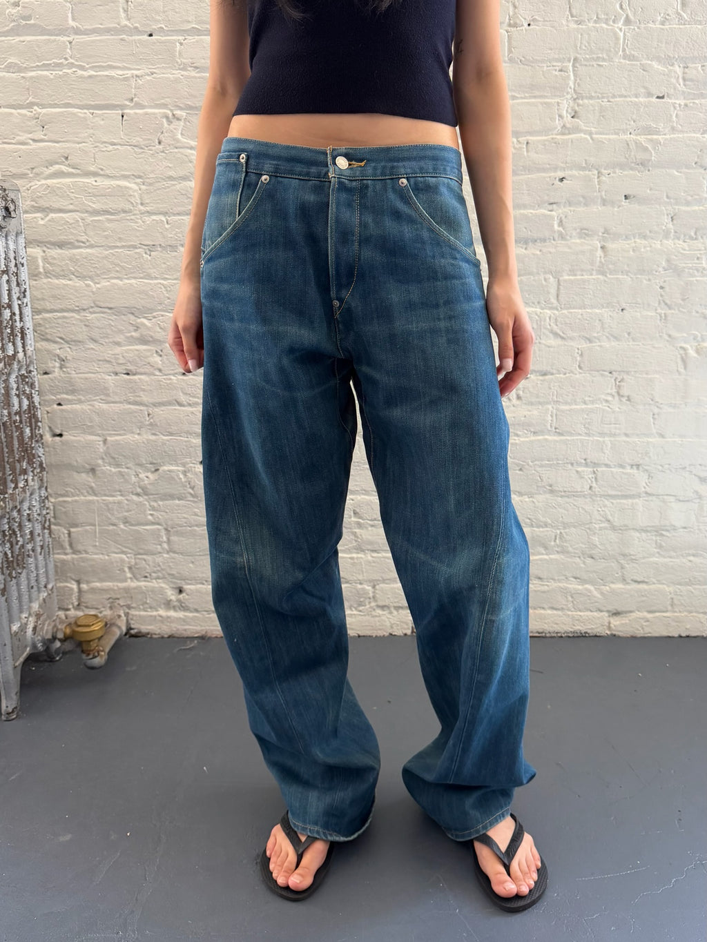Levi’s Engineered Stained Indigo Buckle Back Jeans 32
