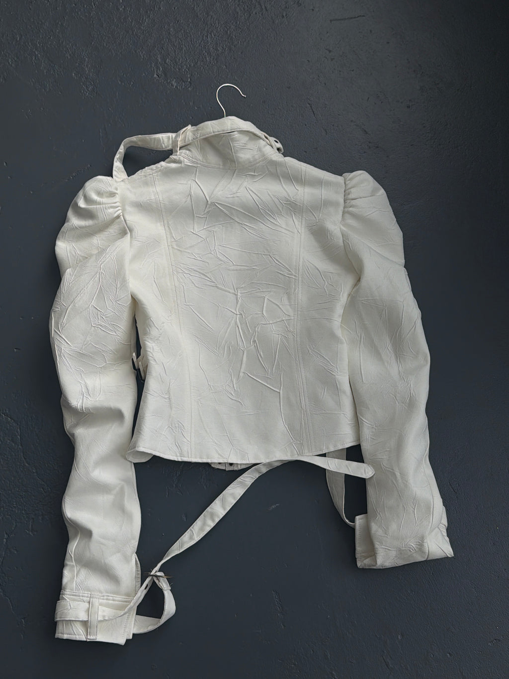 AEIE Studios Blanc L/S Top