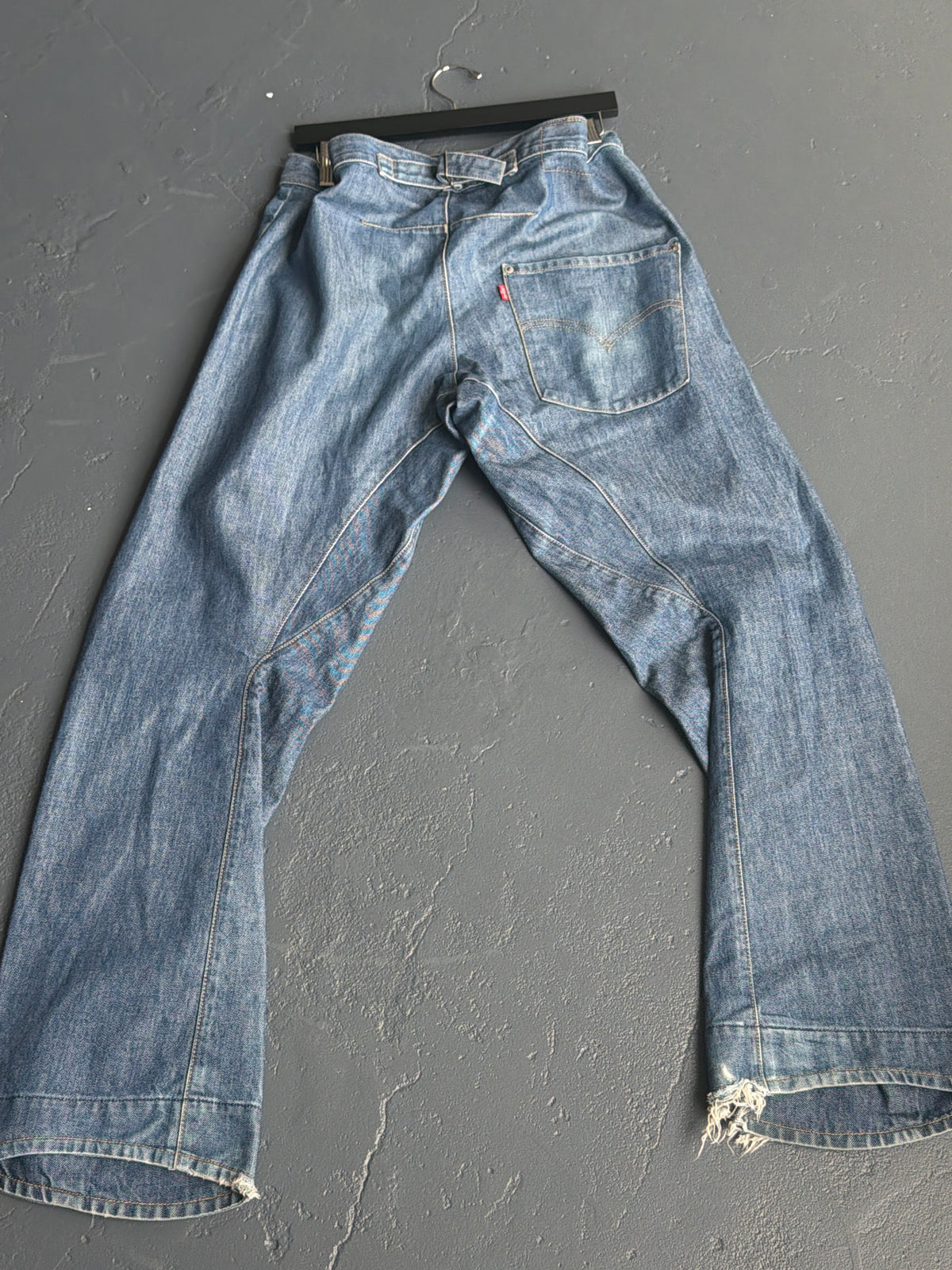 Levi’s Engineered Washed Buckle Back Jeans 33x32