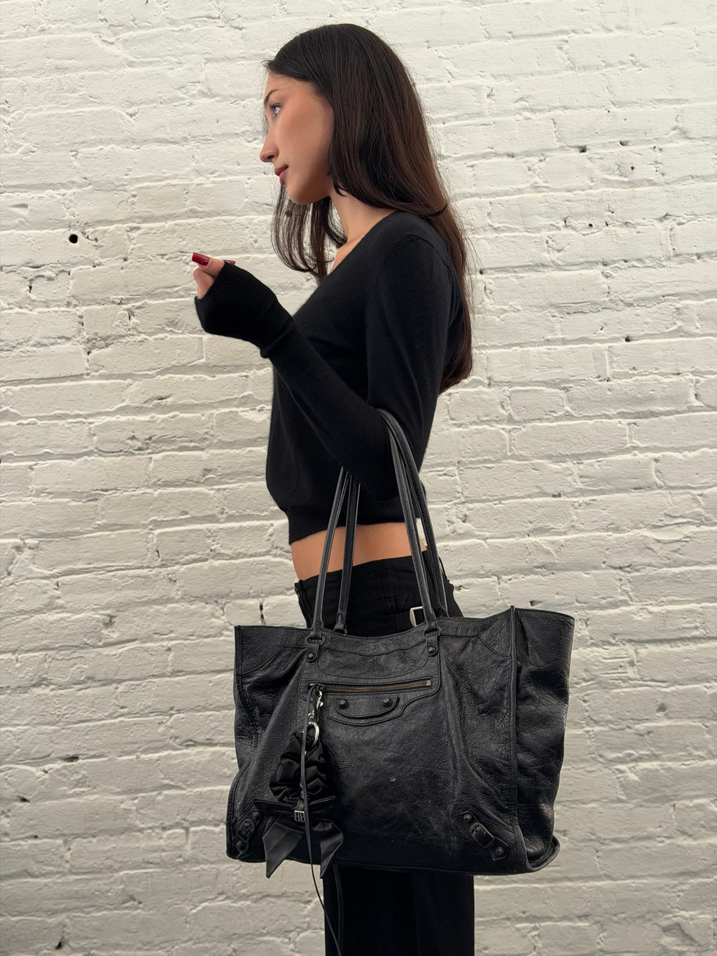 Balenciaga Le City Tote Bag Medium in black Arena lambskin